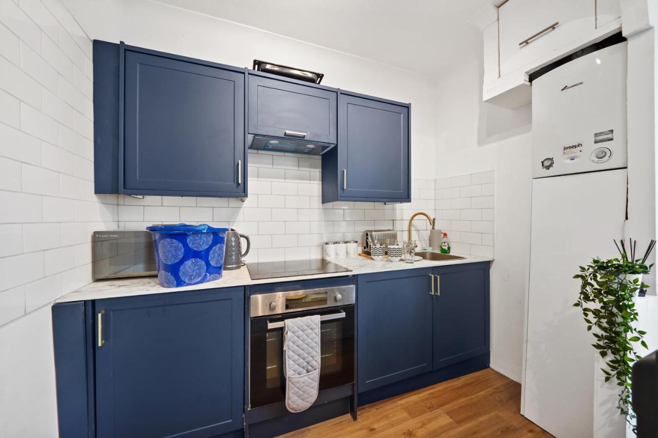 Modern One Bedroom Apartments In Hove Esterno foto