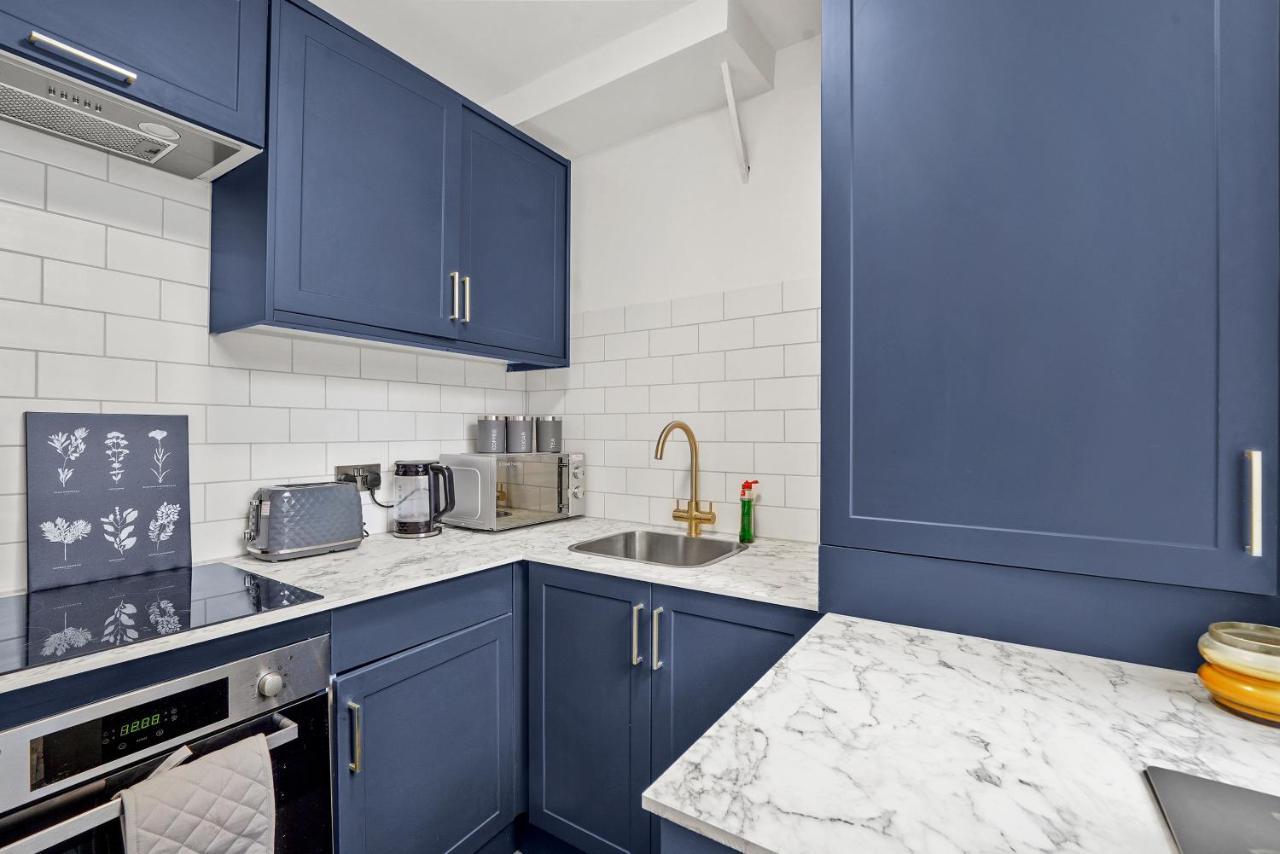Modern One Bedroom Apartments In Hove Esterno foto