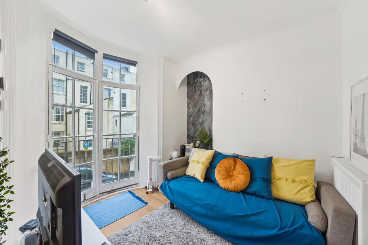 Modern One Bedroom Apartments In Hove Esterno foto