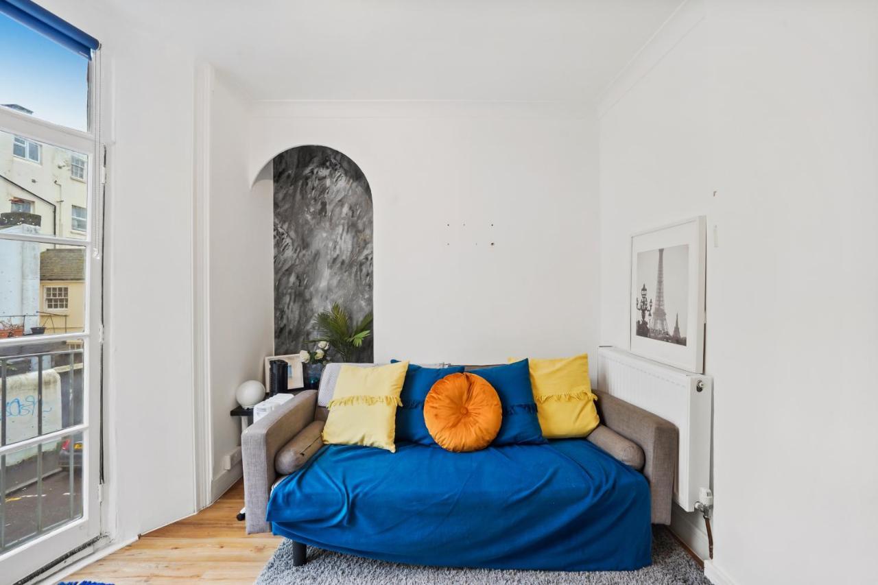 Modern One Bedroom Apartments In Hove Esterno foto