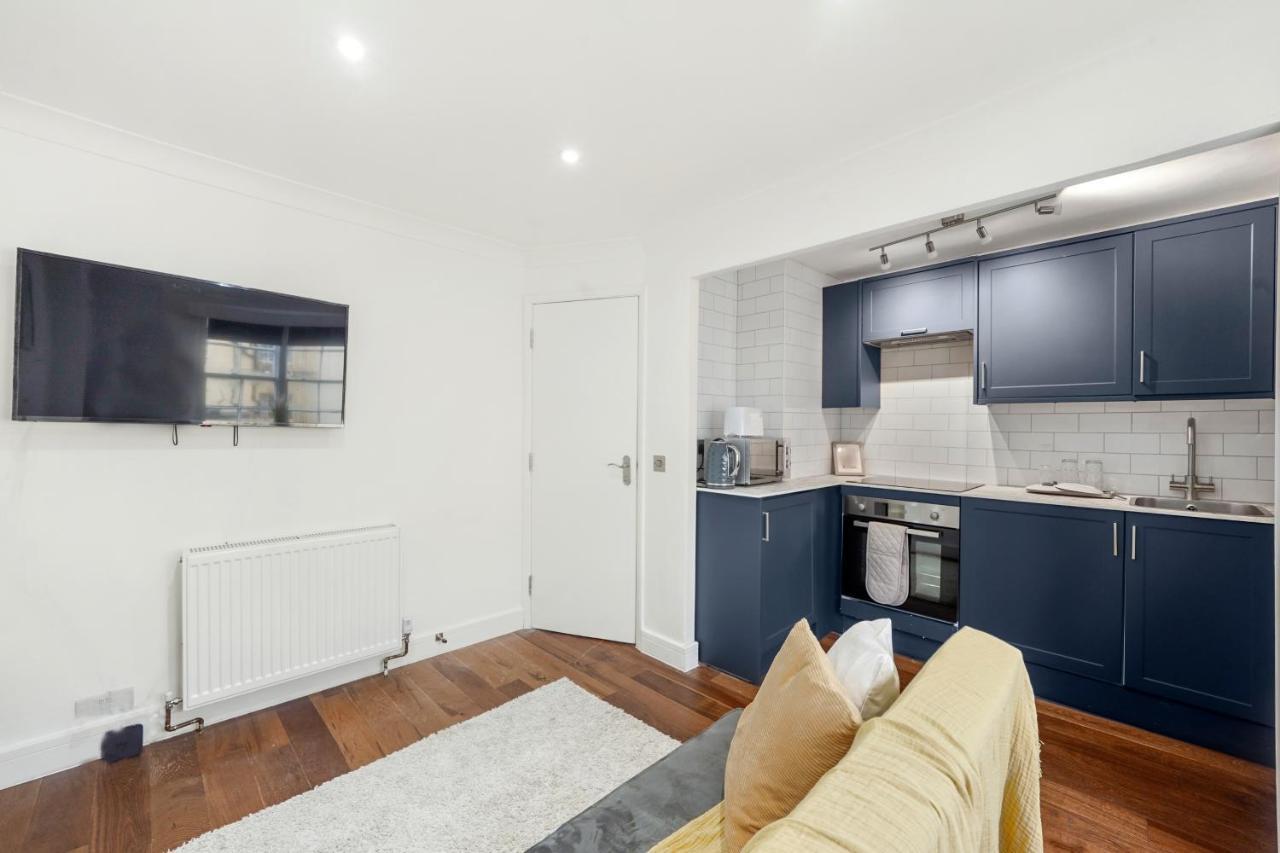 Modern One Bedroom Apartments In Hove Esterno foto