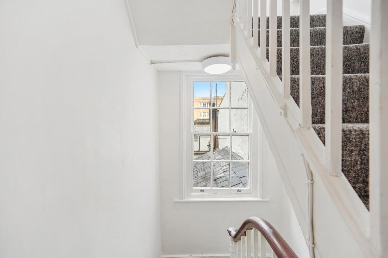 Modern One Bedroom Apartments In Hove Esterno foto